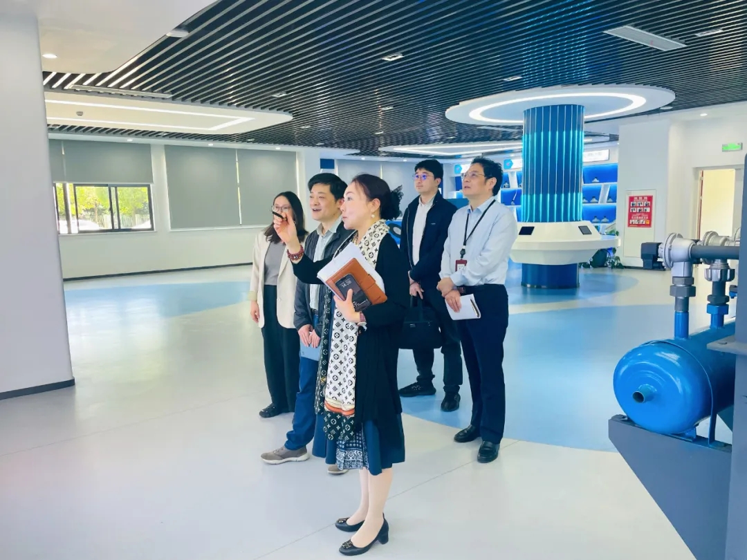 蘇州市社保中心副主任朱敏峰一行蒞臨我司開展政協提案工作調研插圖2